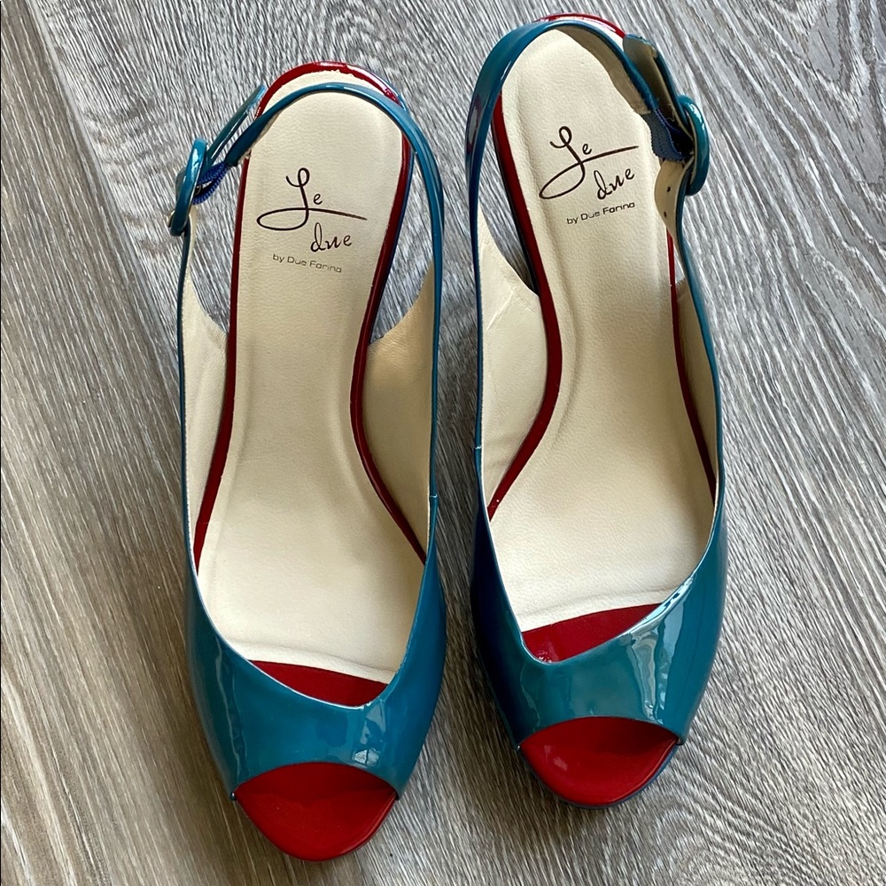 Due Farina Blue Patent Leather Wedge Sz.9.5